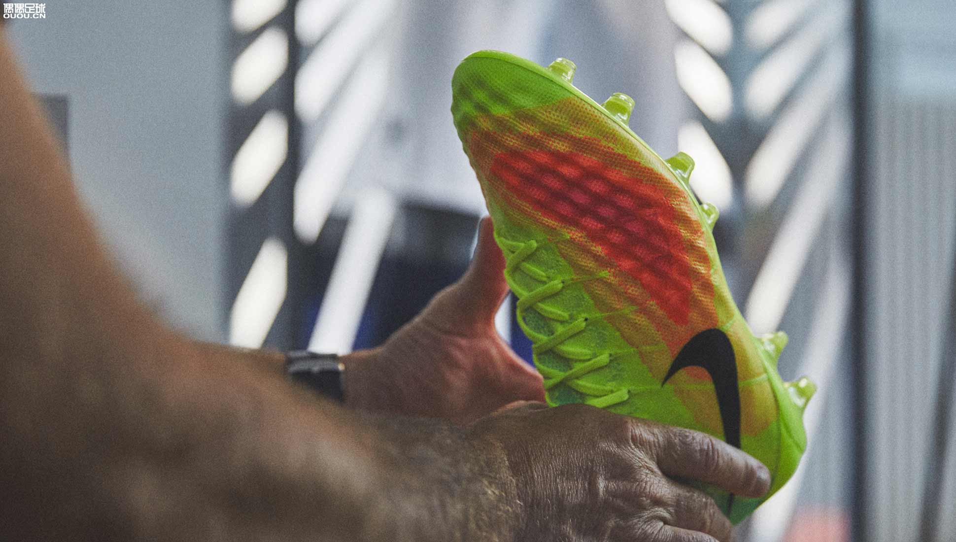 NikeMagista流芳百世--专访马克思·布劳