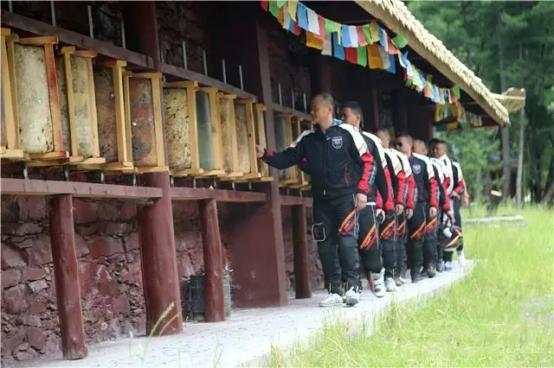 五羊本田cb190r跑川藏线,五羊本田cb190r适合跑长途吗
