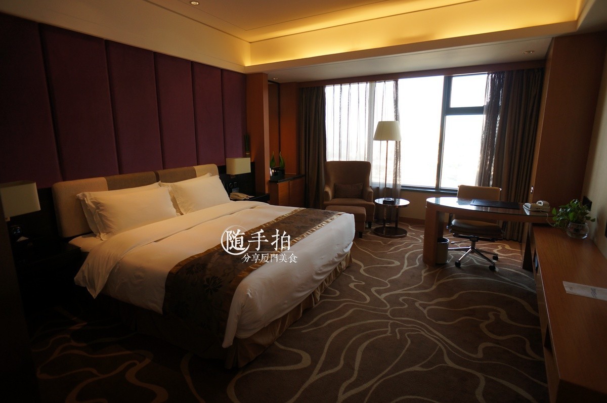 今晚有毒|这妹纸喝了“断片*身失**酒”！结果。。。