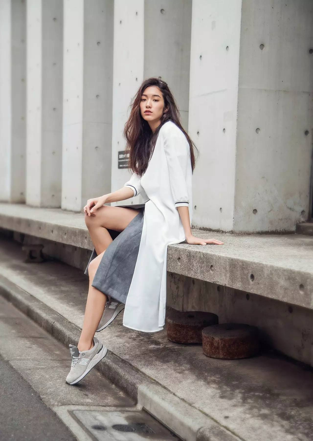 为什么我们穿很多衣服都不奇怪,为什么我们天天都要穿红色的衣服