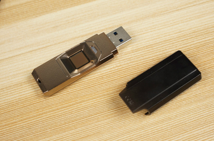 主打安全加密,宇瞻指纹识别U盘H650开箱