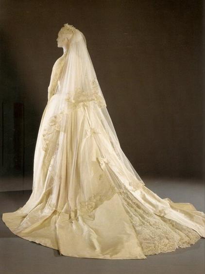 十大最美婚纱摄影作品,全球十大豪华婚纱