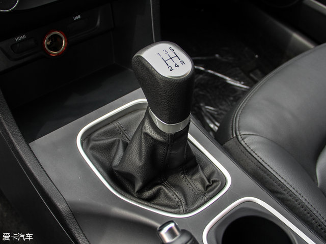 奔腾b501.4t新车落地价,奔腾b50刚上市多少钱