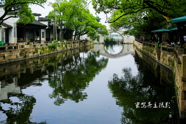 惠山古镇江南第一山介绍,江南第一古镇梅里古镇夜景