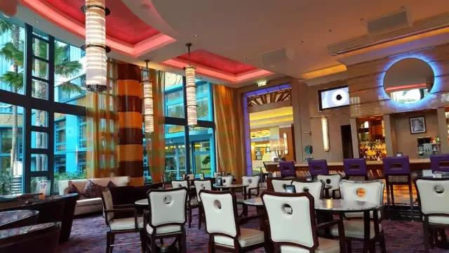 迪士尼好莱坞酒店门口有海边么,迪士尼好莱坞酒店要门票吗