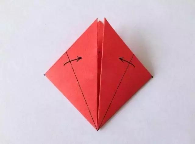 康乃馨手工折纸,康乃馨教程折纸简单又好看