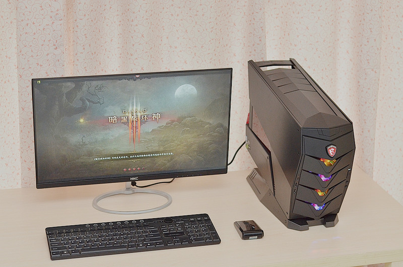 看,有光!异形般的电脑如是说