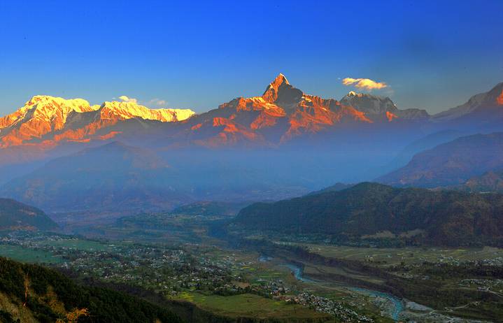 登山揽景的心情,登山赏景是心灵的一次洗礼