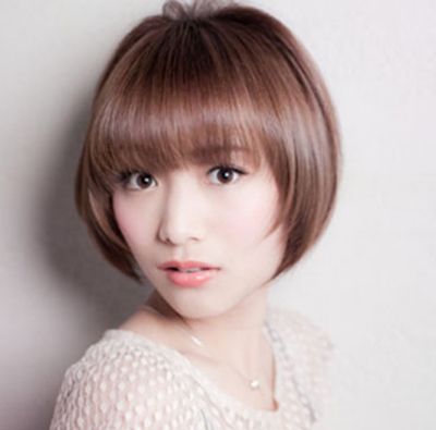 额头窄下巴宽的女人适合剪短发吗,额头宽和颧骨高怎么剪短发好看