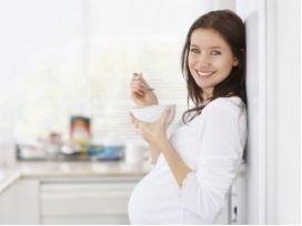 林心如美成茜茜公主，一组照片不像怀孕的