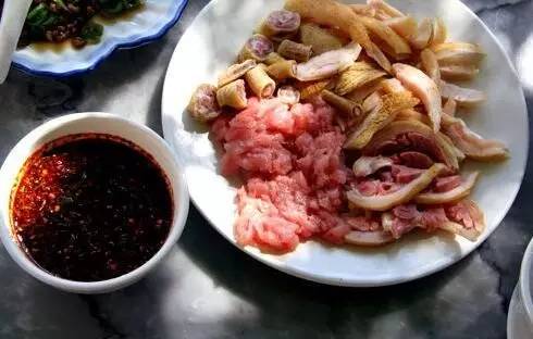 云南人吃饭蘸水,我们云南人吃啥都必须配这碗蘸水