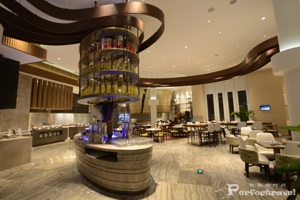 三亚凤凰岛度假酒店怎么样,三亚凤凰岛度假酒店夜景