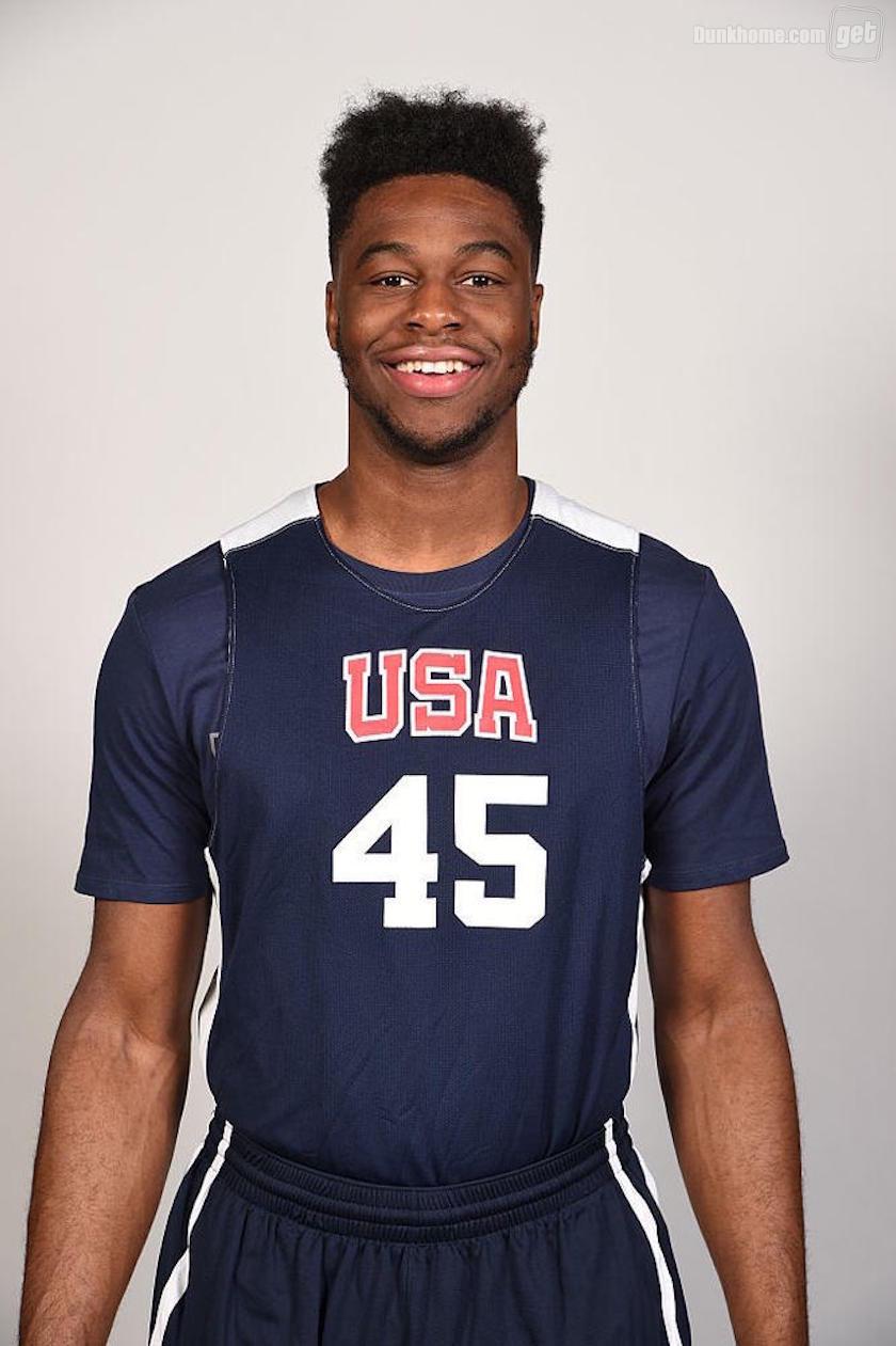 新星收集器！美国男篮选拔队定妆照公布