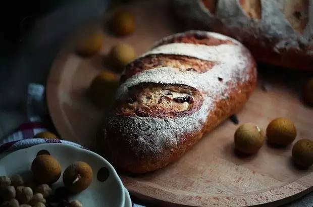 故事|离开工作十年的腾讯，她开了家不一样的面包店