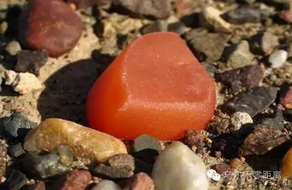 红宝石在纯光下是什么颜色,红宝石打光是什么光