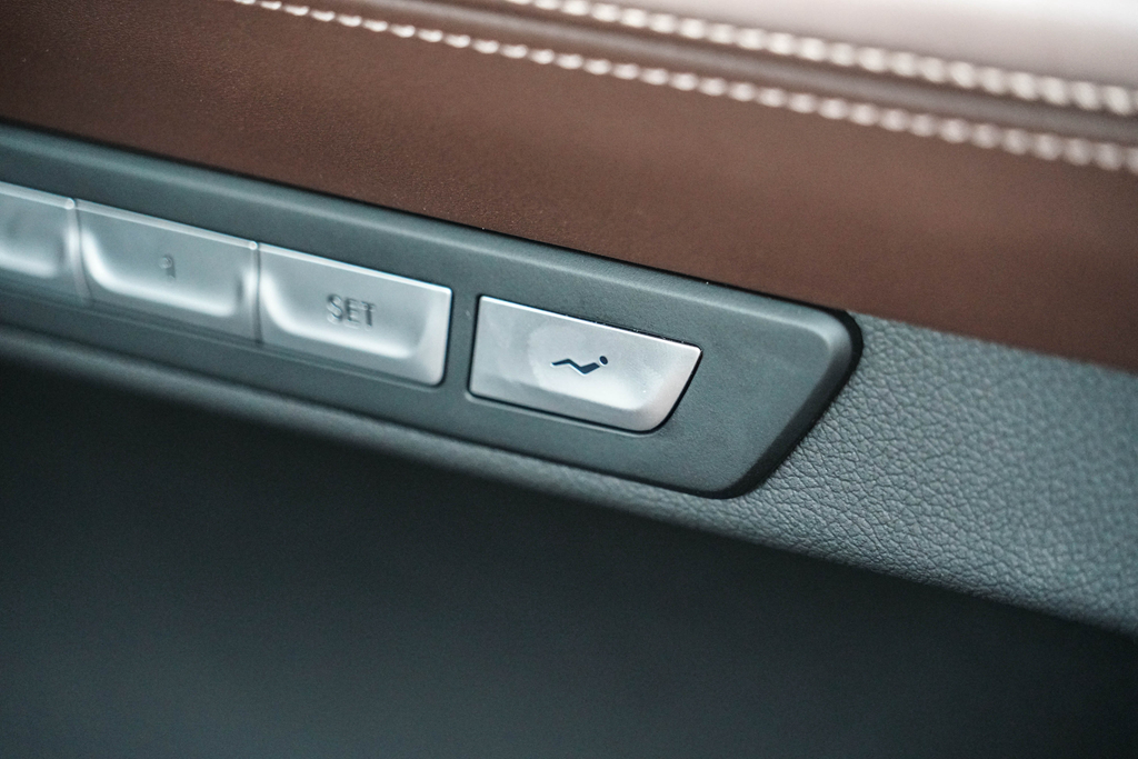 后排至上的它如何诠释驾驶乐趣体验BMW740Li