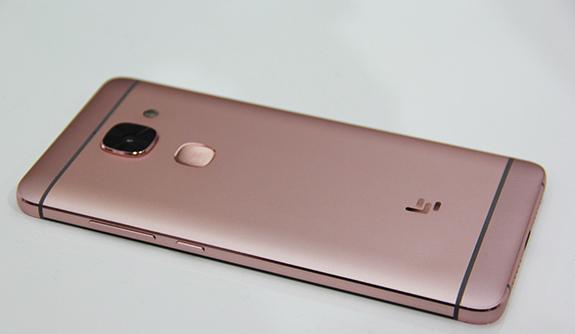 乐视max2拍照,乐max2屏幕