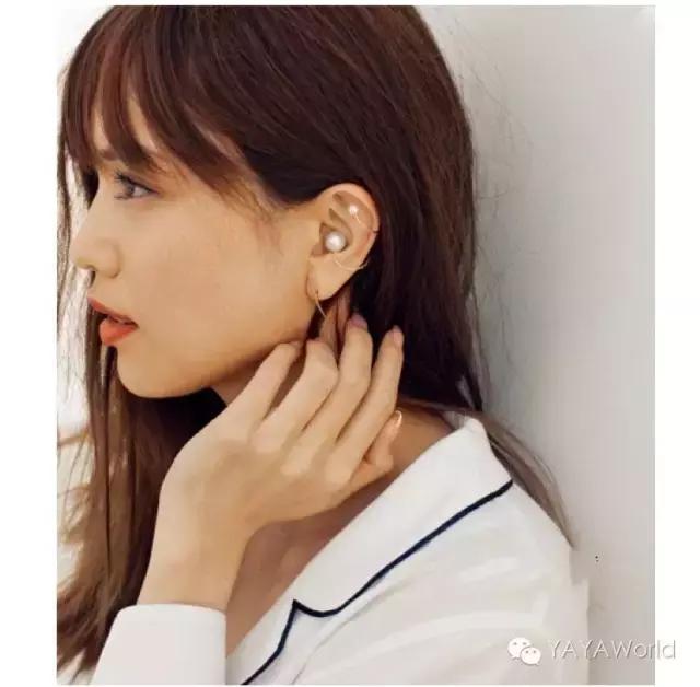 夏天白衣怎么搭配好看,简单的白衣服如何穿出高级感