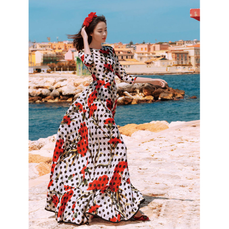 露背连衣裙高级感轻奢沙滩裙,沙滩裙女款露肩显瘦