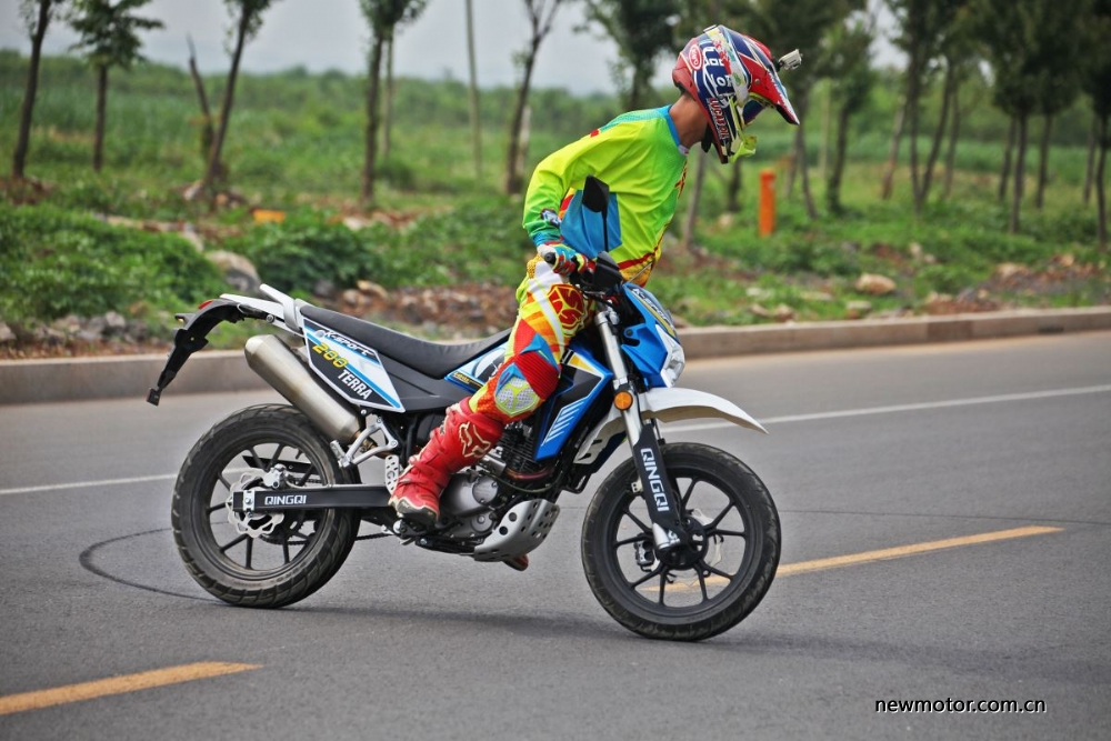 杞婚獞terra150娴嬭瘎,杞婚獞terra200