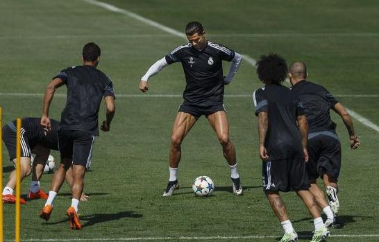 足坛十大励志哥,足坛励志哥卢卡莫德里奇