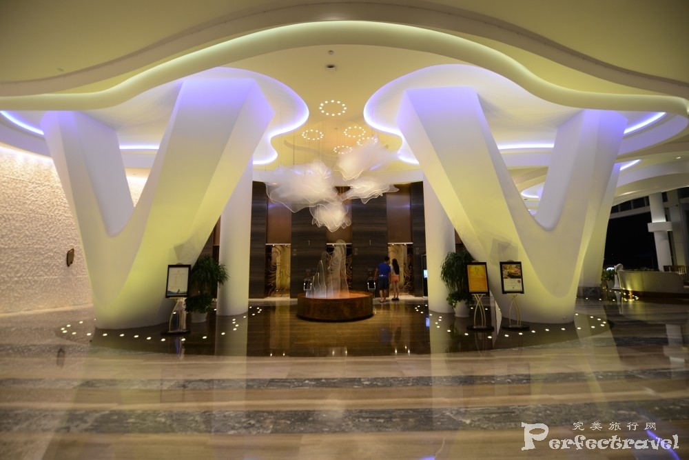 三亚凤凰岛度假酒店怎么样,三亚凤凰岛度假酒店夜景