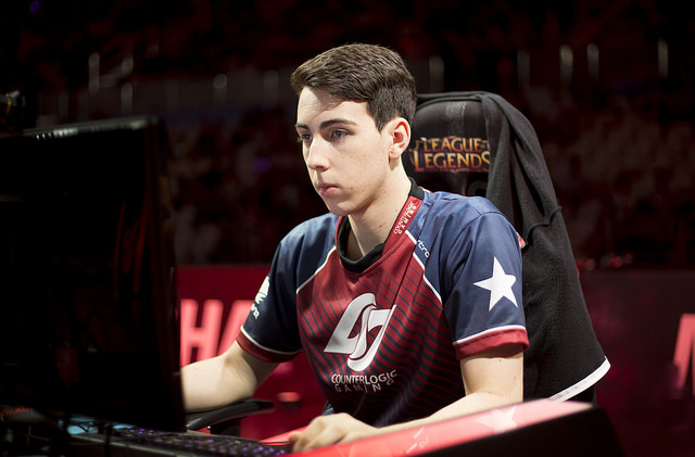 队服也有范,队服应该选啥色