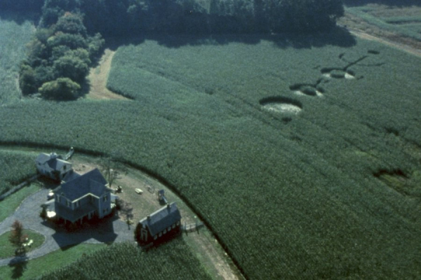 独立日2外星人攻打月球基地,独立日2外星人为什么又走了