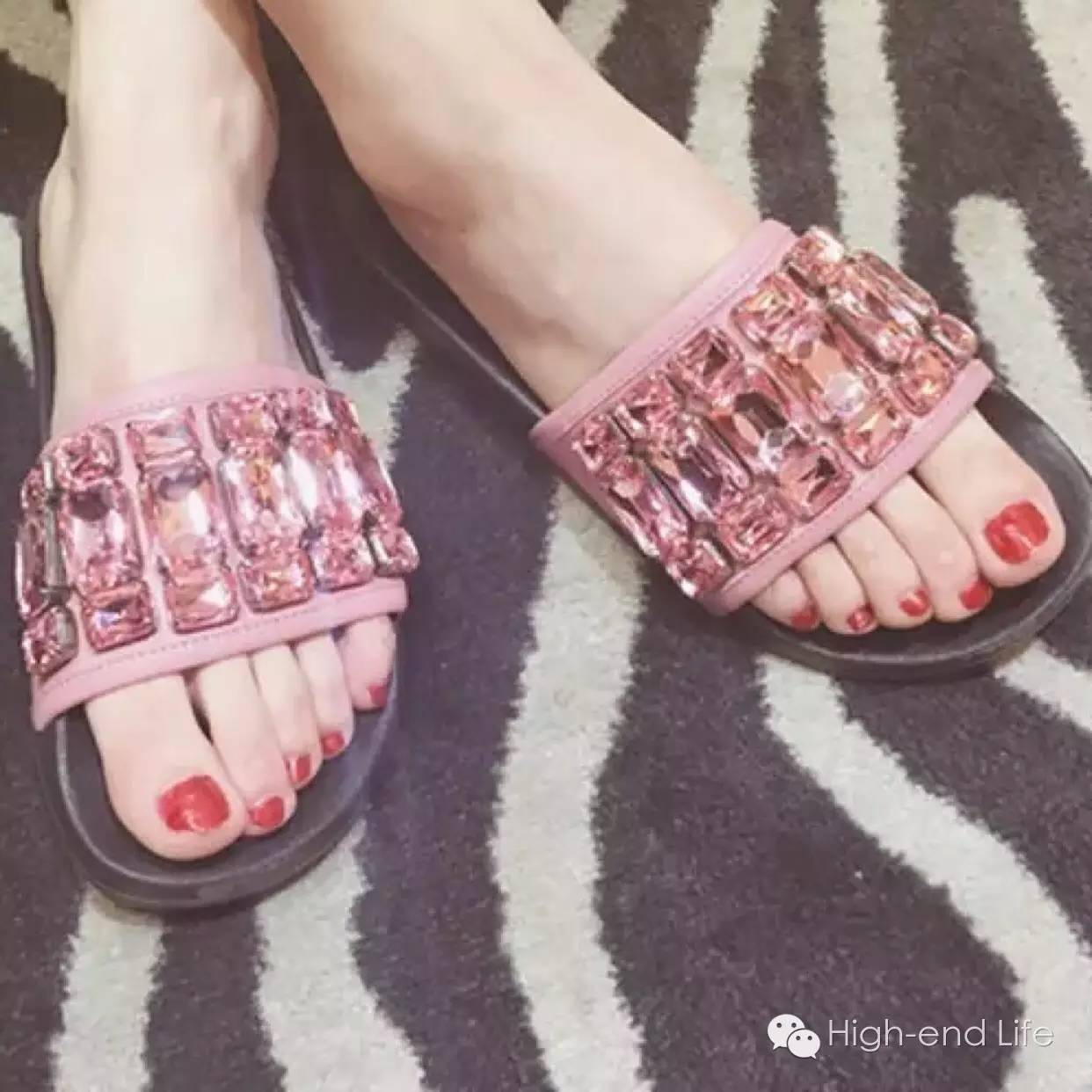 脚感最好的凉拖人字拖,2020最火十款拖鞋人字拖