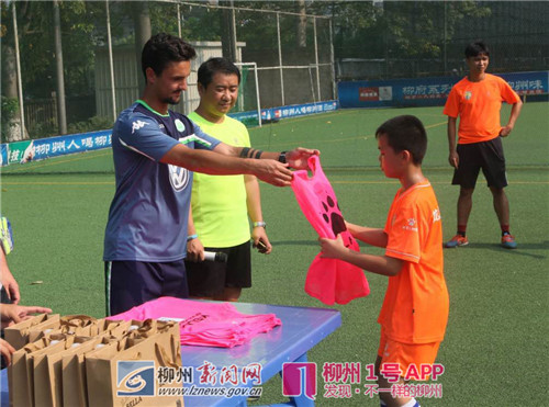 很帅的德国足球教练,德国最牛逼的足球教练