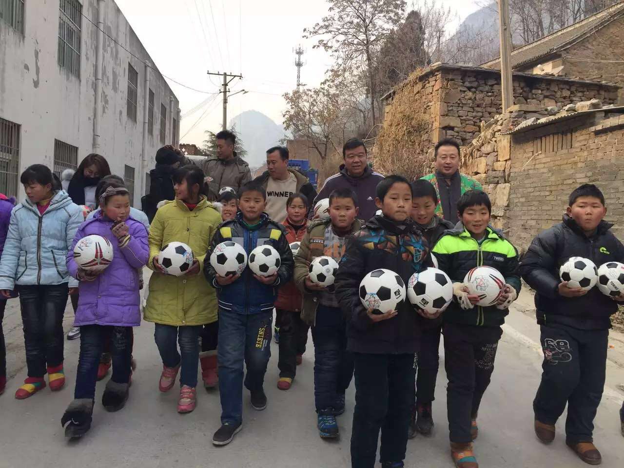 王随生谈青训,王随生踢球