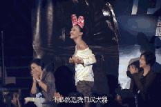 这个爱骂人的玉女收服了香港最拽的古惑仔还名正言顺当恋爱教父