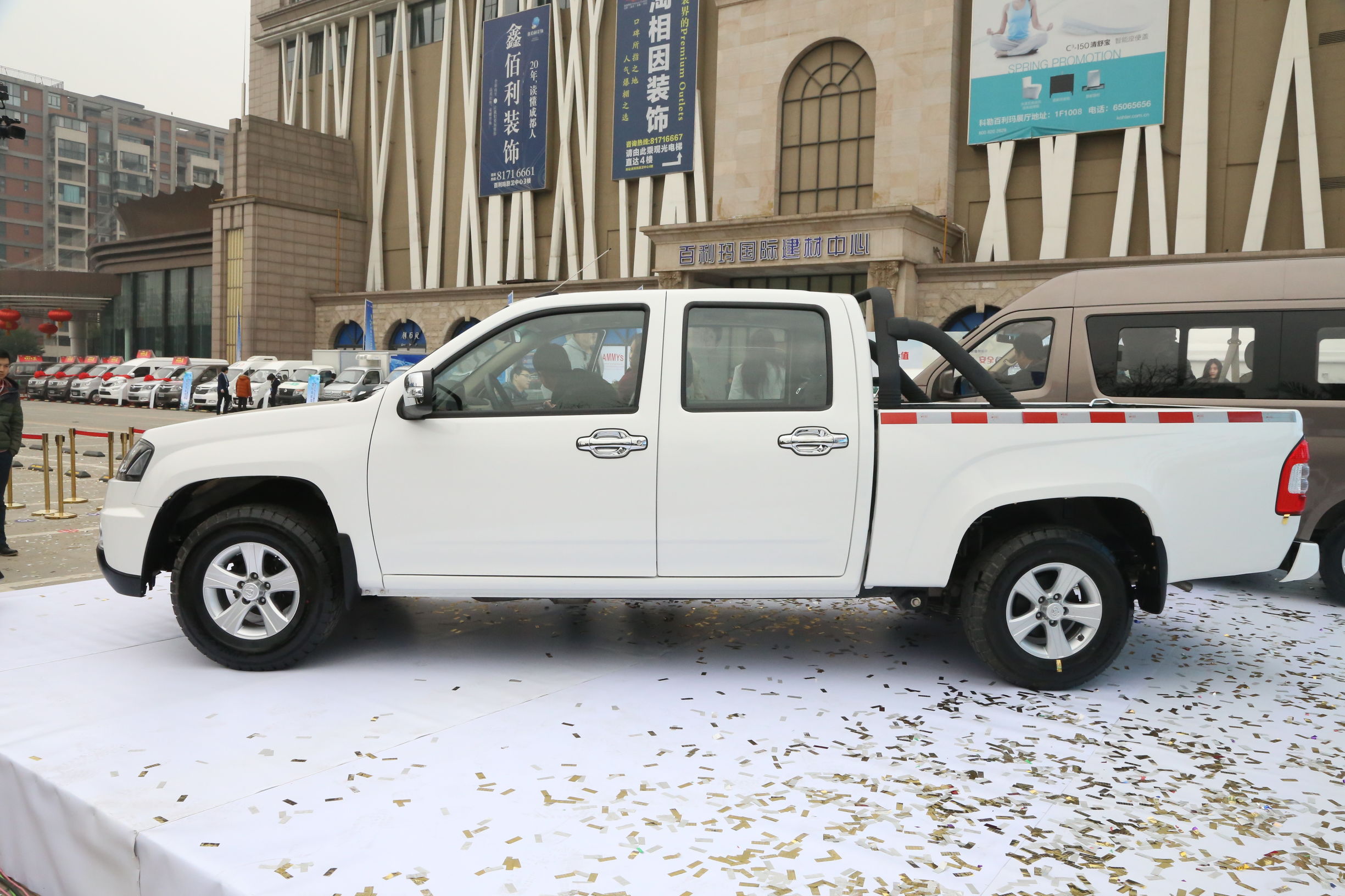 长安神骐最新款柴油版多少钱一辆,生了双胞胎儿子第一天