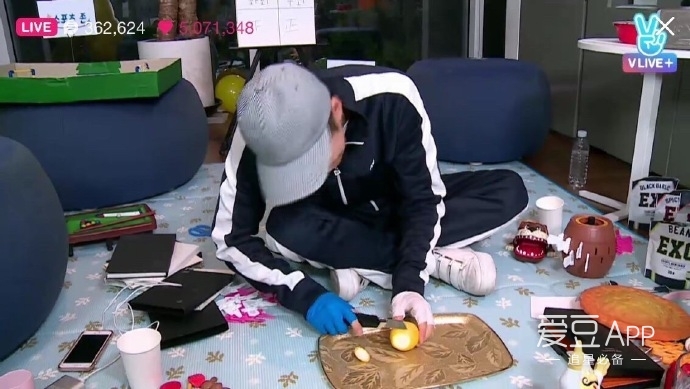 exo2018推特直播,exo分享超长介绍