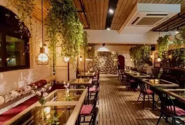 购物中心里特能赚钱的32家花店，年营业额10亿+！