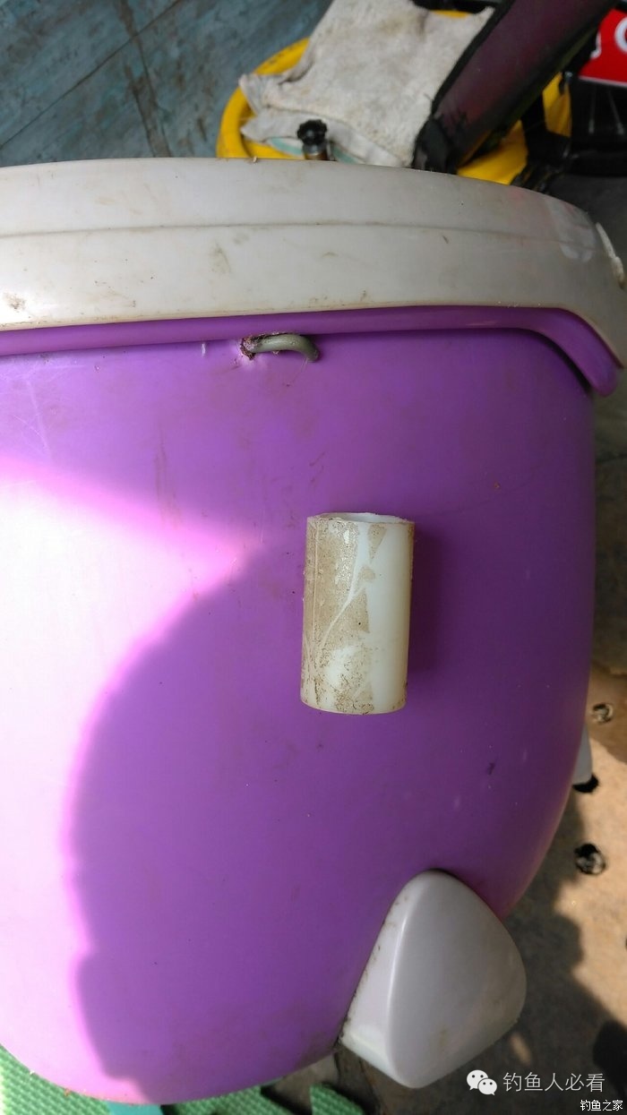 拖把桶改装钓箱,拖把桶改钓箱