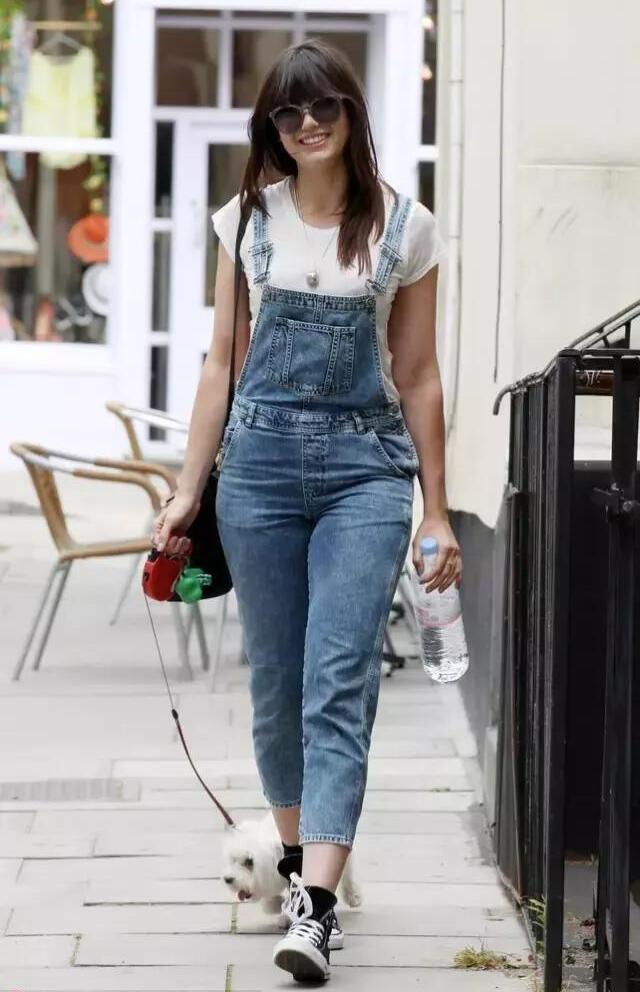 谁说“好女不过百”？这些“微胖界女神”只穿“它”就时髦又苗条