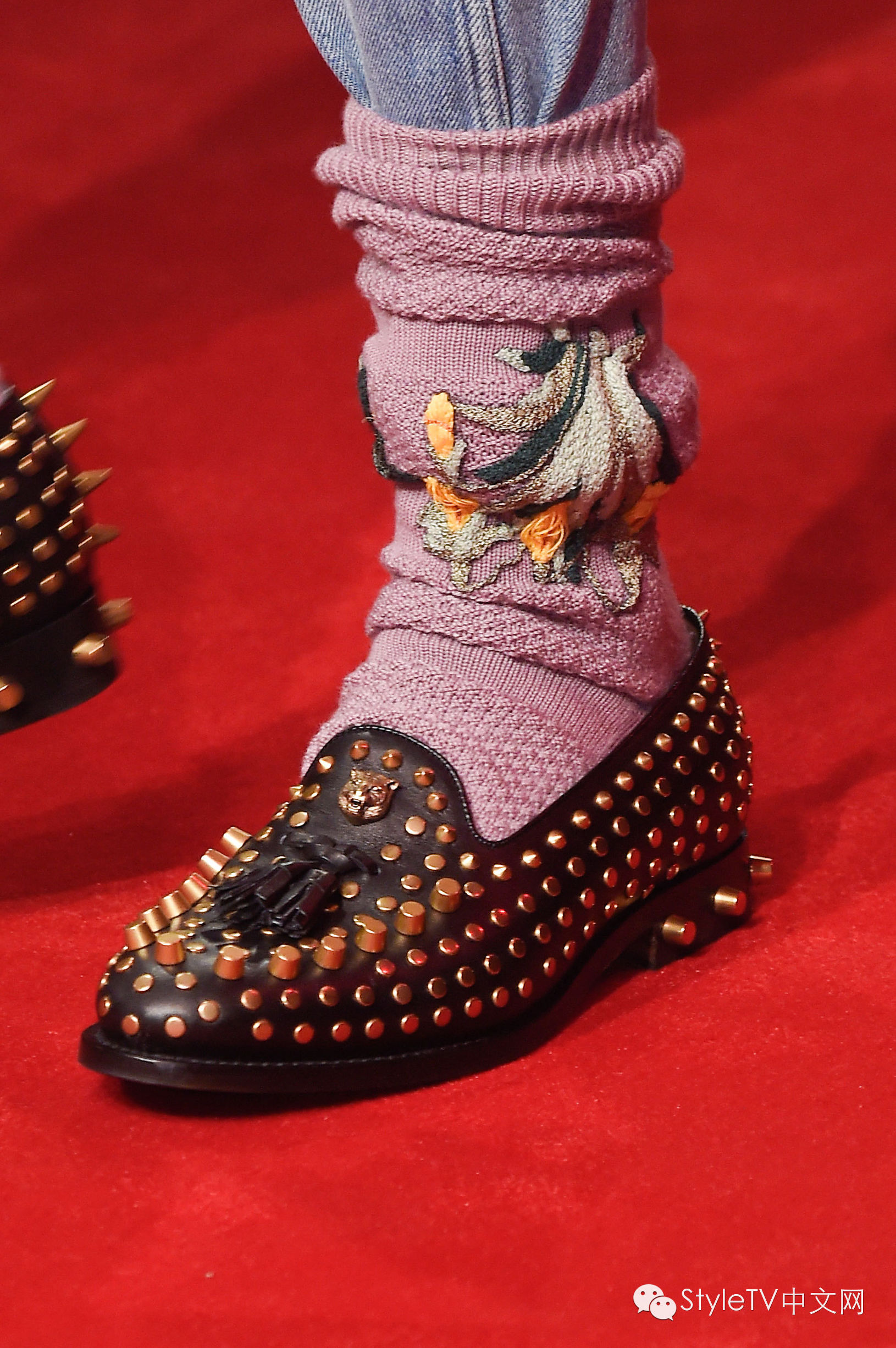 美cry！窥探躲在GUCCI后台的少男少女们