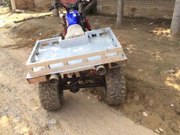 骑着摩托车去野钓,骑电动摩托车去钓鱼