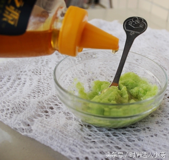 黄瓜面膜的正确方法的说明,黄瓜面膜的做法儿童