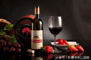 葡萄酒怎么区分是不是原瓶进口,葡萄酒品种怎么分辨
