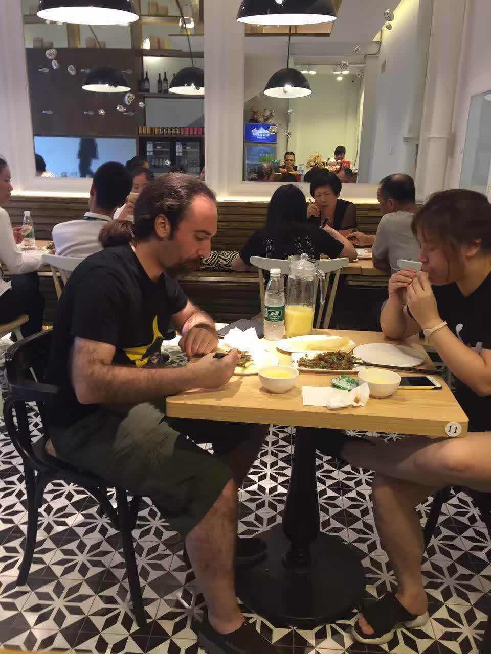 桐爷春饼：北京苹果社区最美好的餐厅人称江湖第二大暗器