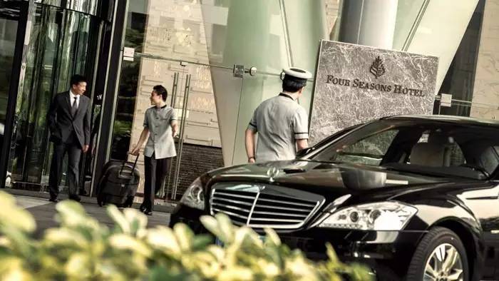 四季酒店的优势和劣势,四季酒店凭什么成为奢华酒店标杆