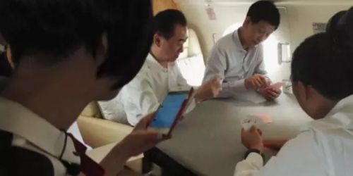 王健林打牌直播,王健林首富直播