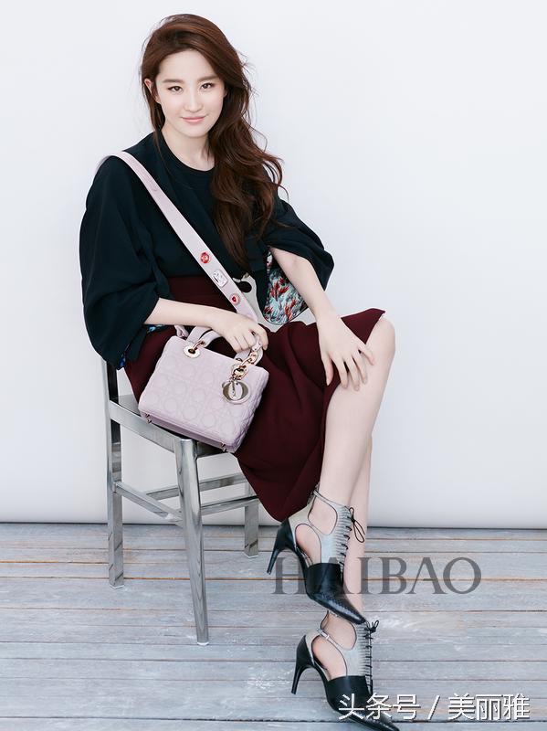 迪奥哪款包包比较好搭衣服,不容易过时的迪奥包