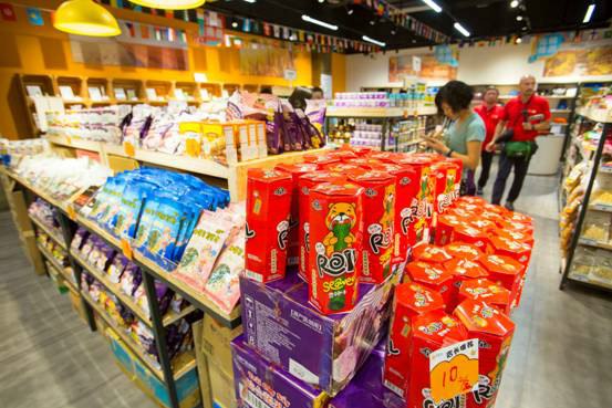 超多美图慎入！开神车，走丝路，这些不可思议的美景就在中国！