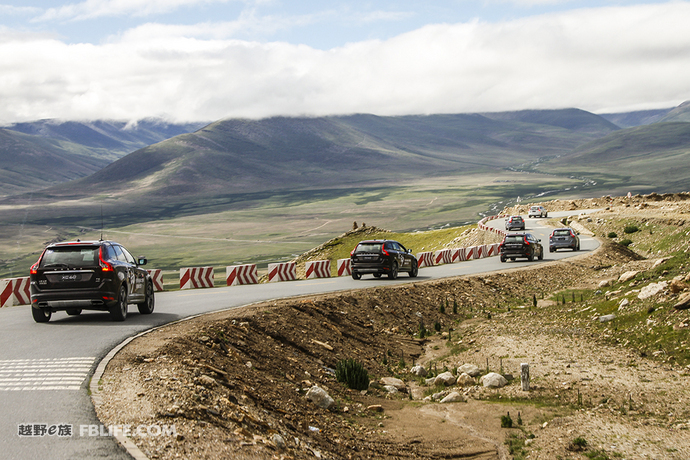 沃尔沃xc60试驾视频2020第一视角,2023款沃尔沃xc60高原试驾