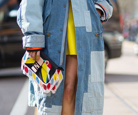 fendi小怪兽彩色挎包多少钱,fendi小怪兽包夏天背还是冬天