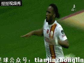 如何在足球球场上装x,在家就能练的足球技巧增加球感