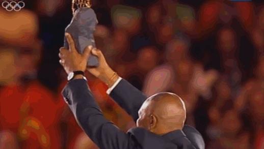 利马点燃里约热内卢奥运会火炬,利马点燃里约奥运圣火